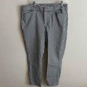 Old Navy Black and White Gingham pixie skinny pants high rise size 14